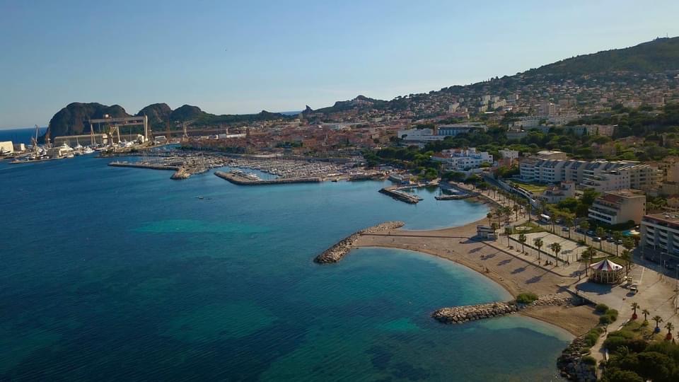 agence immobili&egrave;re la Ciotat vue mer port des capucins 
